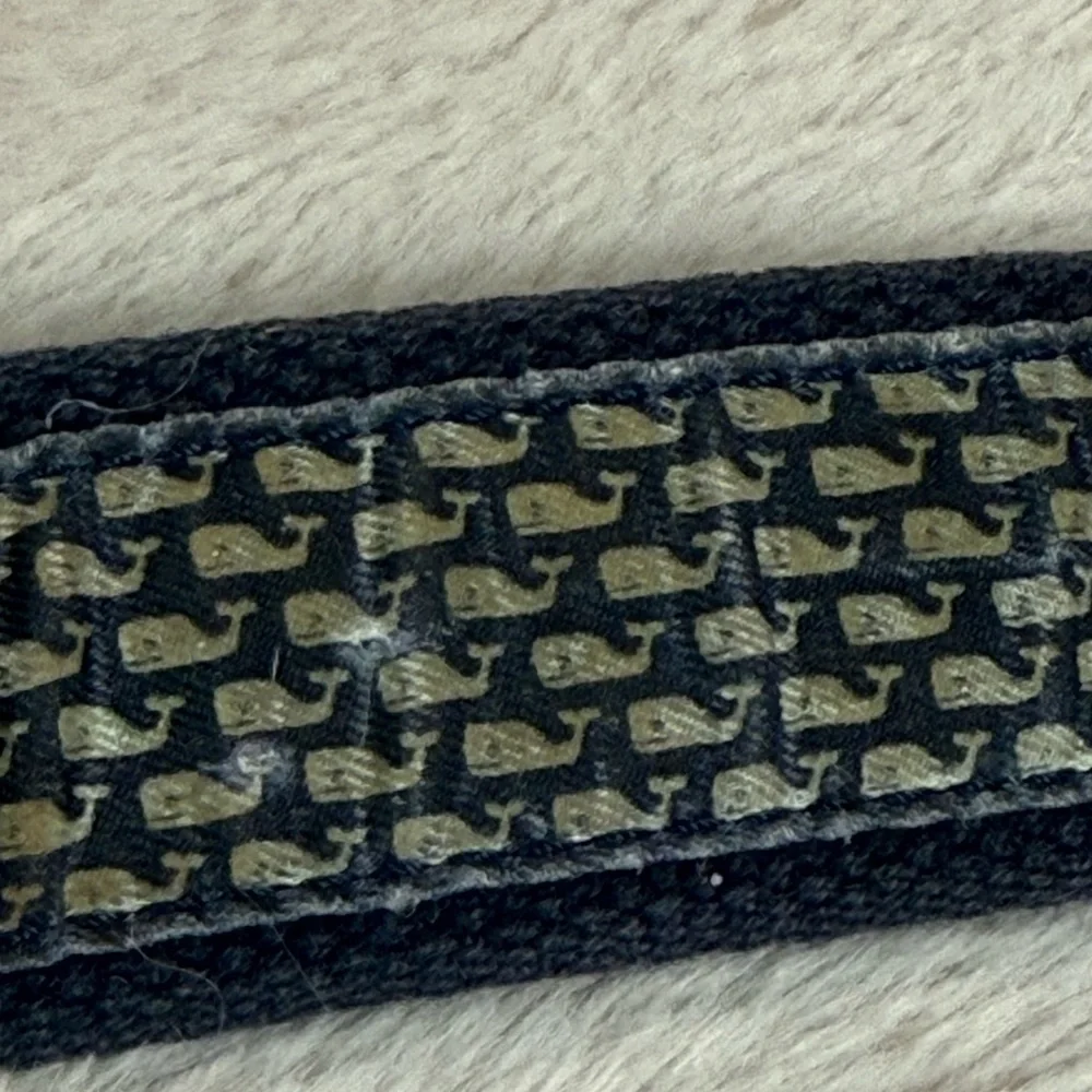 Vineyard Vines Vintage Repeating Whale Mens Belt Sz 34 *Flaw*